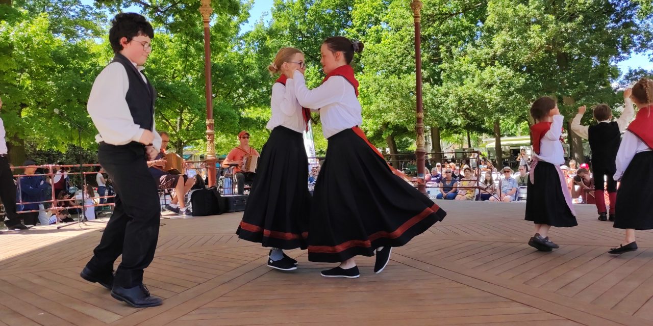 Place aux garçailles à Montfort-sur-Meu